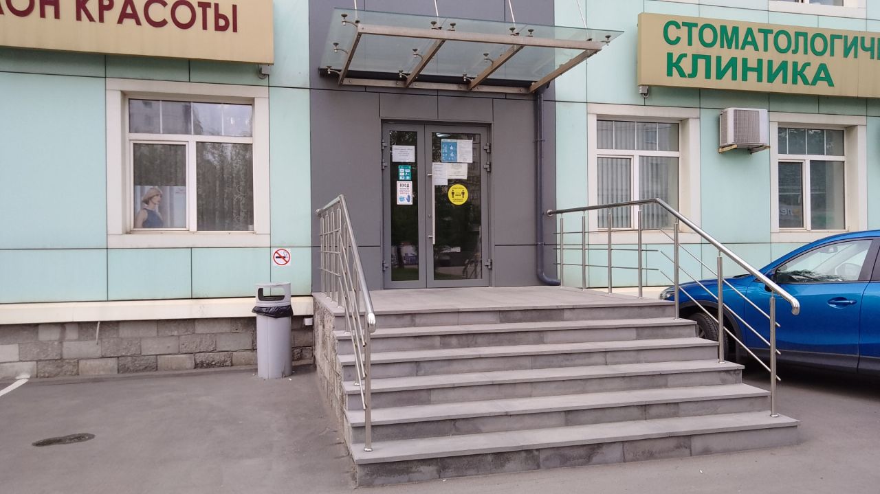 продажа помещений в ТЦ на ул. Хлобыстова, 3к1