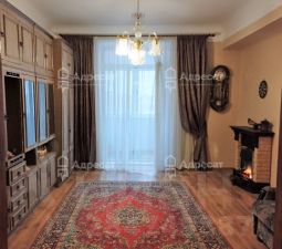 4-комн.кв., 88 м², этаж 3