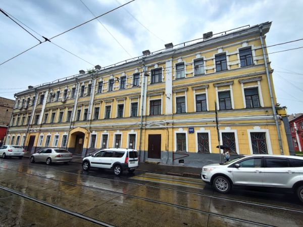Административное здание на ул. Дубининская, 68