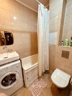 2-комн.кв., 48 м², этаж 1