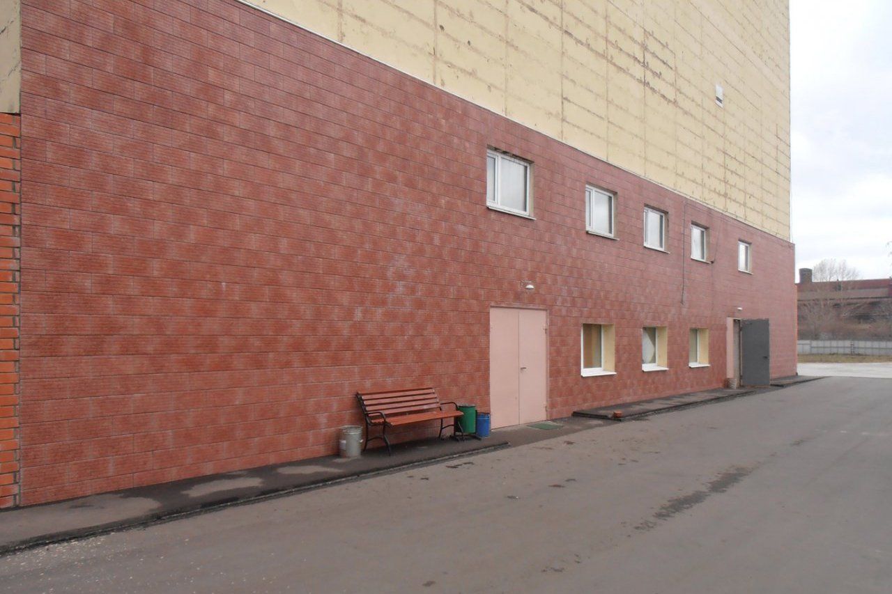 Складском комплексе на ул. Рабочая улица, 31Г