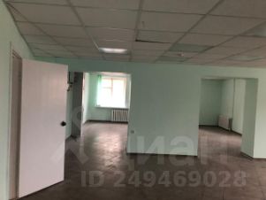 торг. площадь 90 м², этаж 1