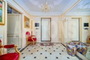 многокомн. кв., 280 м², этаж 4