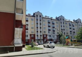 2-комн.кв., 66 м², этаж 4