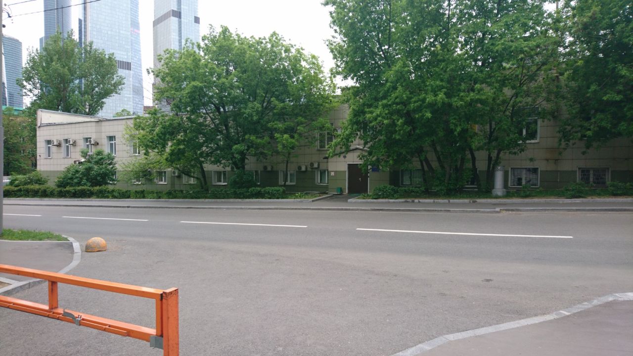БЦ на ул. Антонова-Овсеенко, 13с1