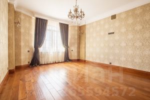 4-комн.кв., 165 м², этаж 13