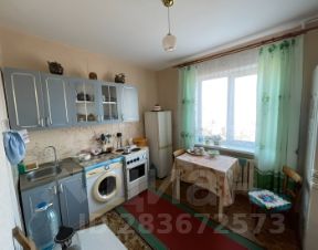 2-комн.кв., 50 м², этаж 3