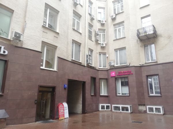 Отдельно стоящее здание на ул. 1-я Тверская-Ямская, 25с2