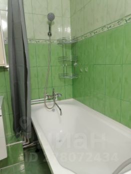 2-комн.кв., 64 м², этаж 9