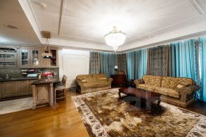 4-комн.апарт., 190 м², этаж 6