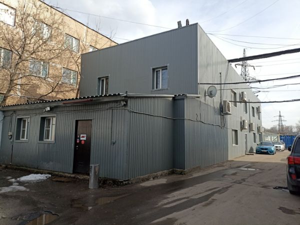 Административное здание в проезде Добролюбова, 2с4
