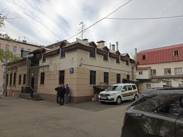 Офисное здание на ул. Старая Басманная, 32с1А