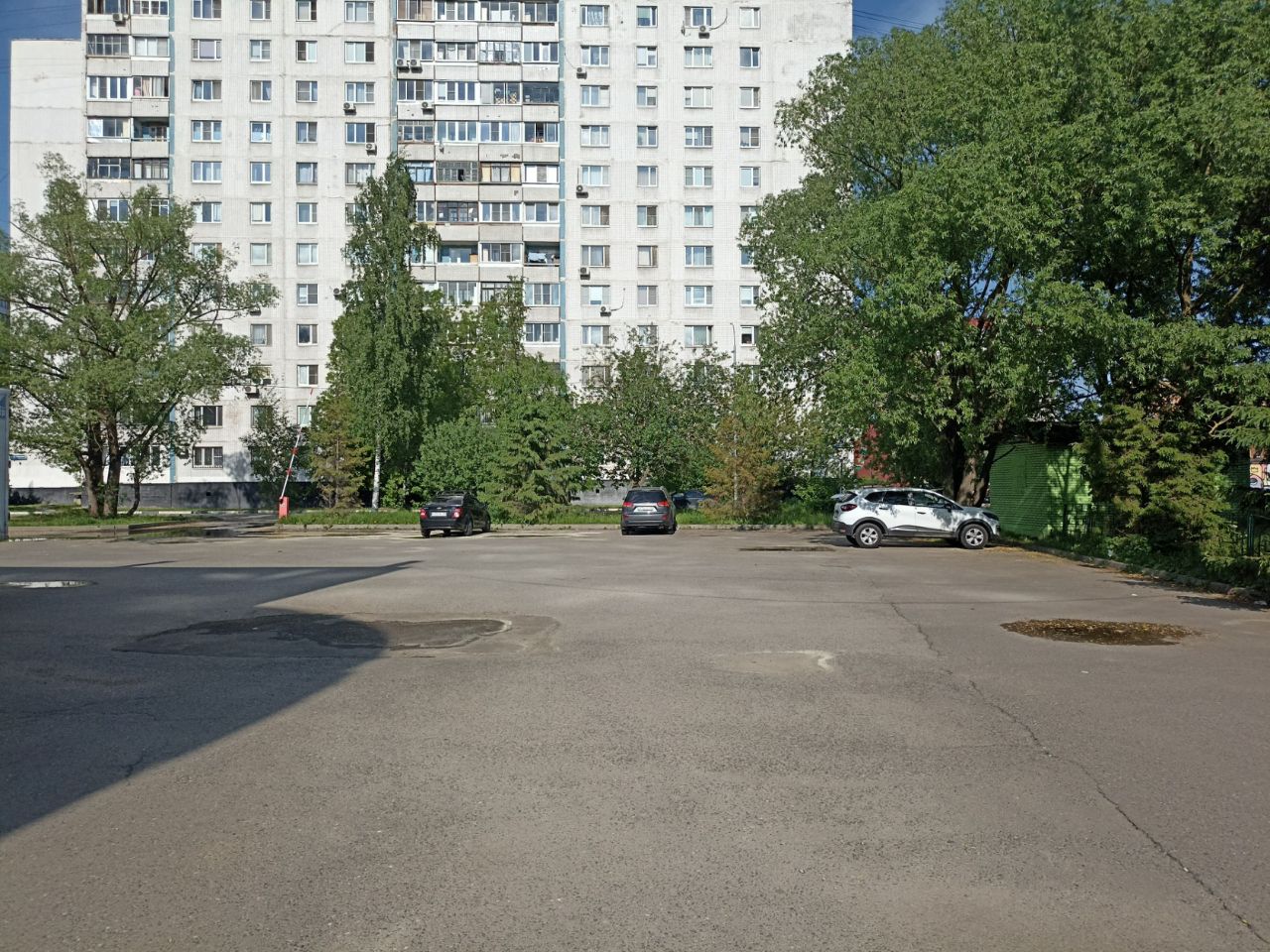 Торгово-развлекательном центре на ул. Некрасова, 13