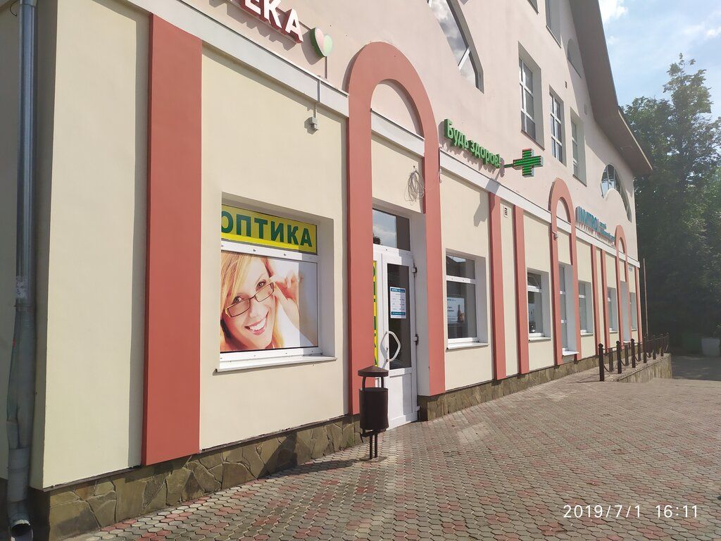 Торговом центре на ул. Минина, 46