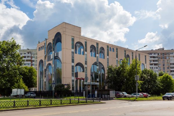 Административное здание на Кленовом бульваре, 23