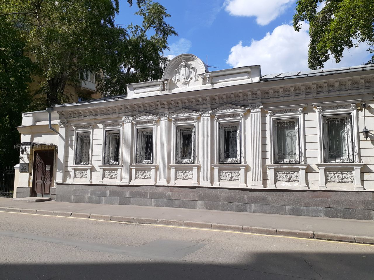 аренда помещений в БЦ Бурденко 12