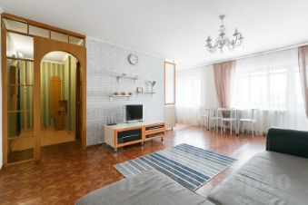 2-комн.кв., 48 м², этаж 3