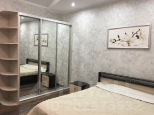 2-комн.кв., 85 м², этаж 2