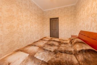 3-комн.кв., 100 м², этаж 3