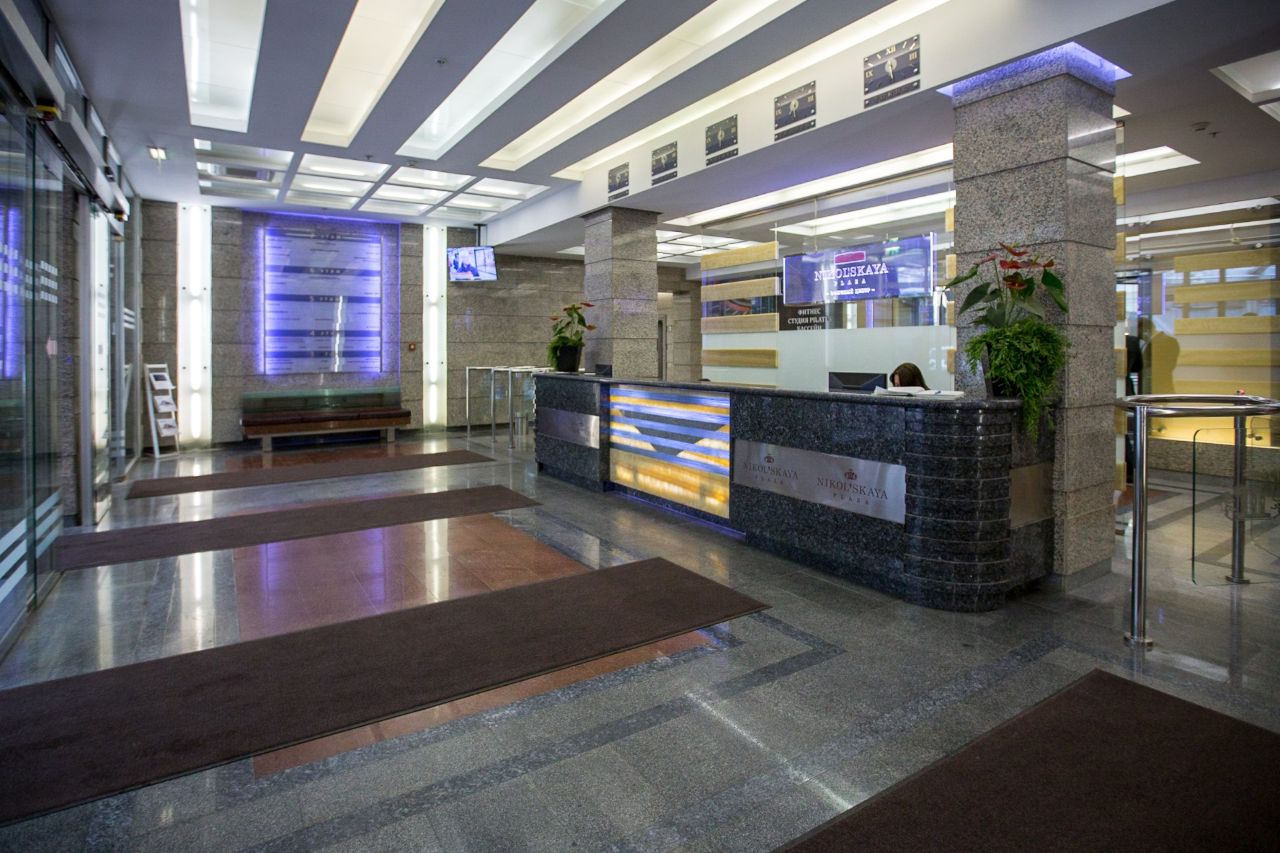 ТЦ Nikolskaya Plaza (Никольская Плаза)