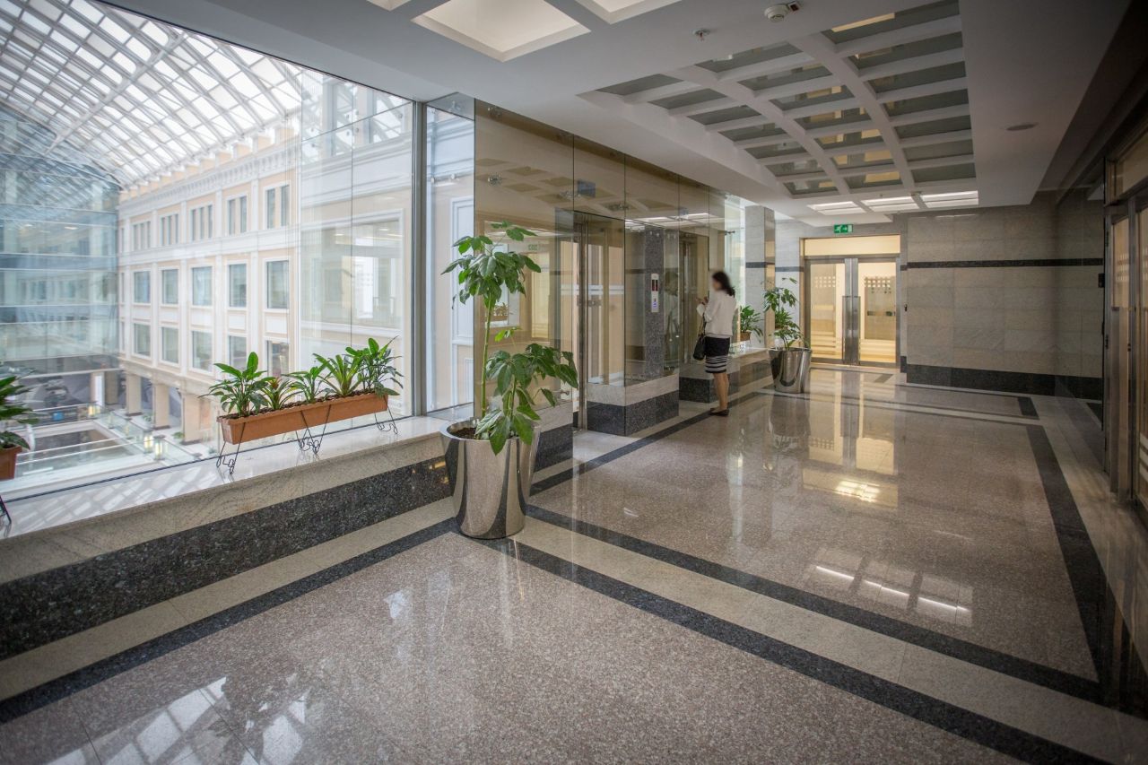 продажа помещений в ТЦ Nikolskaya Plaza (Никольская Плаза)