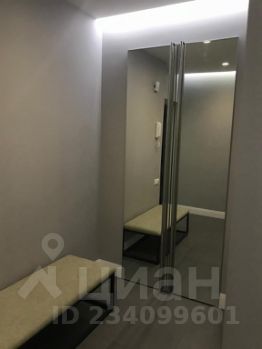 2-комн.кв., 80 м², этаж 14