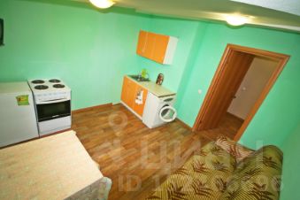 2-комн.кв., 65 м², этаж 3