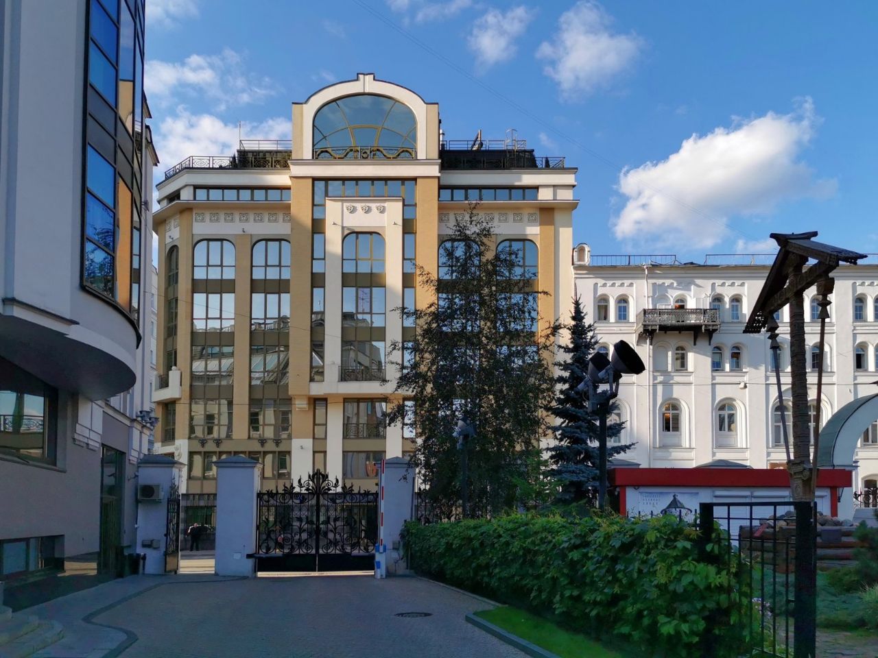 Бизнес Центр на ул. Садовническая, 3