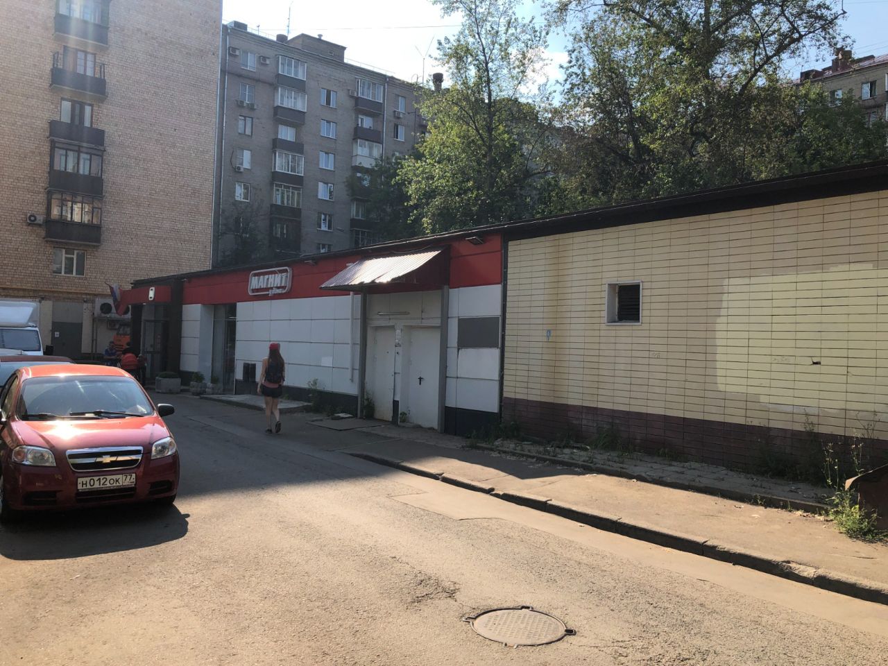 продажа помещений в ТЦ на ул. Зои и Александра Космодемьянских, 4с2