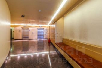 4-комн.кв., 185 м², этаж 2