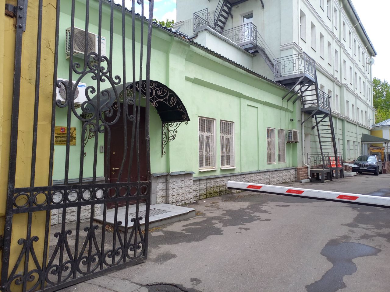 БЦ на ул. Воронцово Поле, 12с3