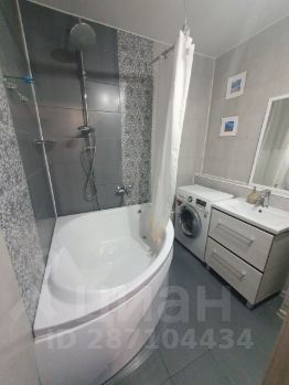 2-комн.кв., 57 м², этаж 24