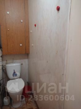 2-комн.кв., 50 м², этаж 3