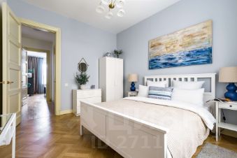 4-комн.апарт., 130 м², этаж 3