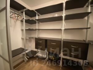 3-комн.кв., 100 м², этаж 18