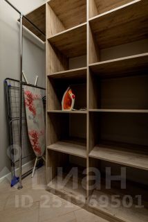 1-комн.кв., 50 м², этаж 4