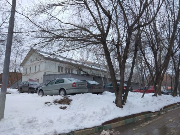 Отдельно стоящее здание на Симферопольском бульваре, 25к4