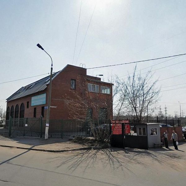 Отдельно стоящее здание на ул. Молодёжная, 7