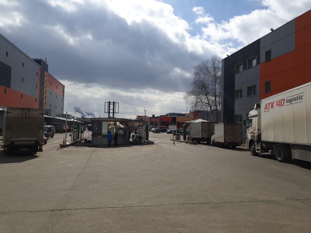 продажа помещений в СК UWC (ЮВиСи) (Строение 7)