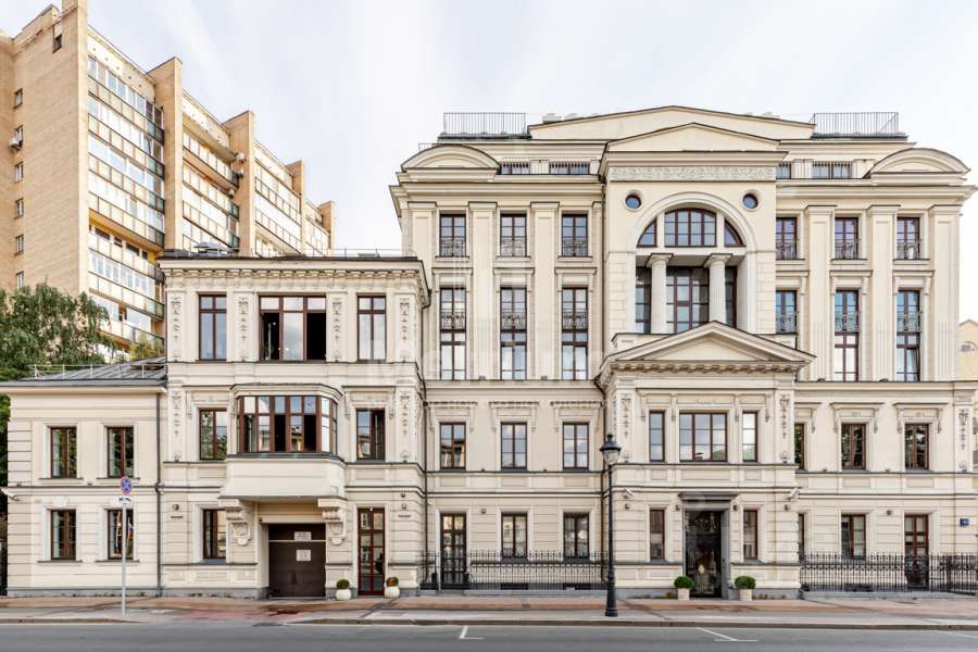 Продается4-комн.квартира,206м²