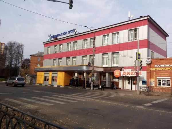 Торговый дом на ул. Пионерская, 14