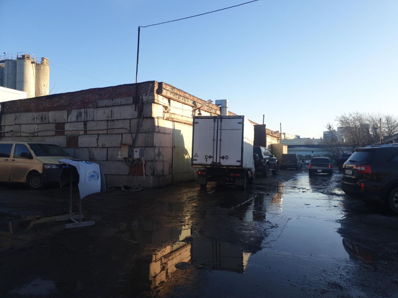 Складском комплексе на ул. Кирпичные Выемки, 12А (12Ас2)