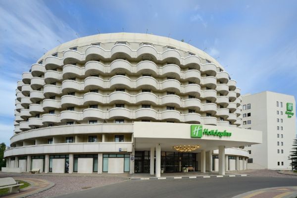 Офисно-гостиничный комплекс Holiday Inn Seligerskaya (Холидей Ин Селигерская)