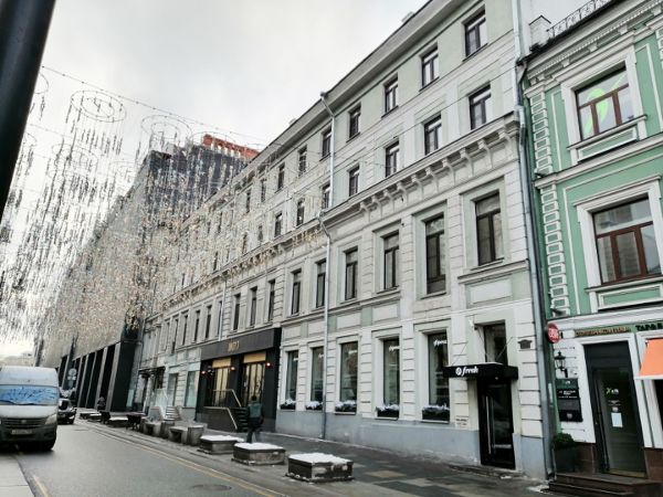 Административное здание на ул. Большая Дмитровка, 11
