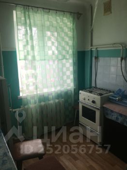 1-комн.кв., 40 м², этаж 3