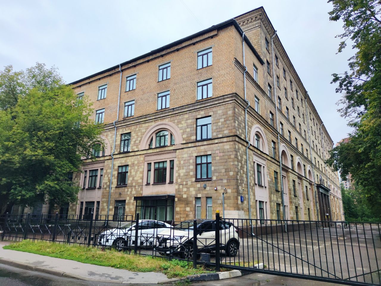 продажа помещений в БЦ на Дмитровском шоссе, 9
