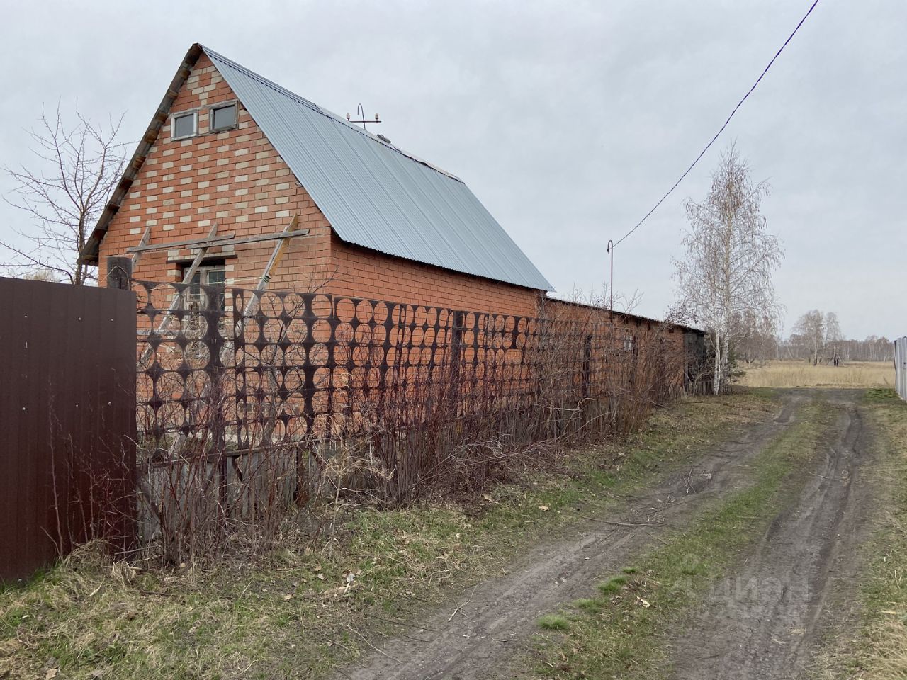 Купить дом без посредников в поселке Лесной Красноармейского района от  хозяина, продажа домов с участком от собственника в поселке Лесной Красноармейского  района. Найдено 1 объявление.