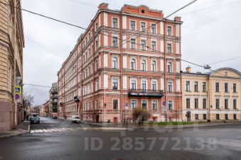 4-комн.кв., 150 м², этаж 3