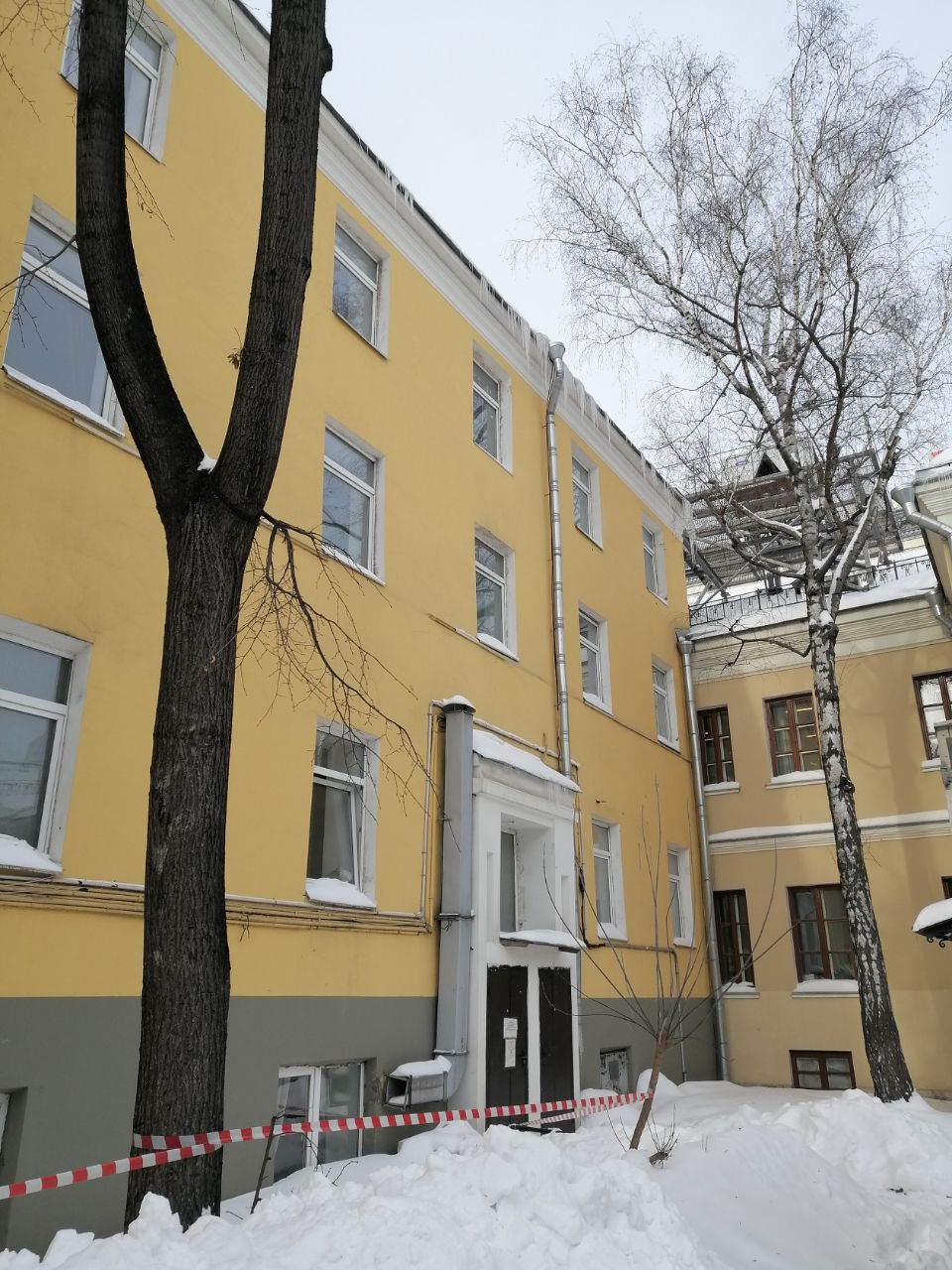 Бизнес Центр в Среднем Кисловском пер., 3с1А
