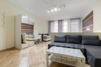 5-комн.кв., 130 м², этаж 3